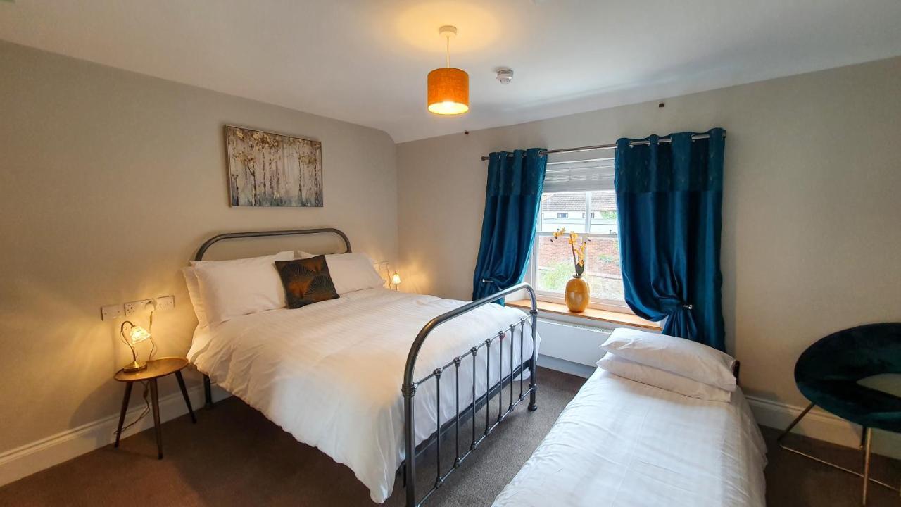 Hotel The Adam And Eve Wragby